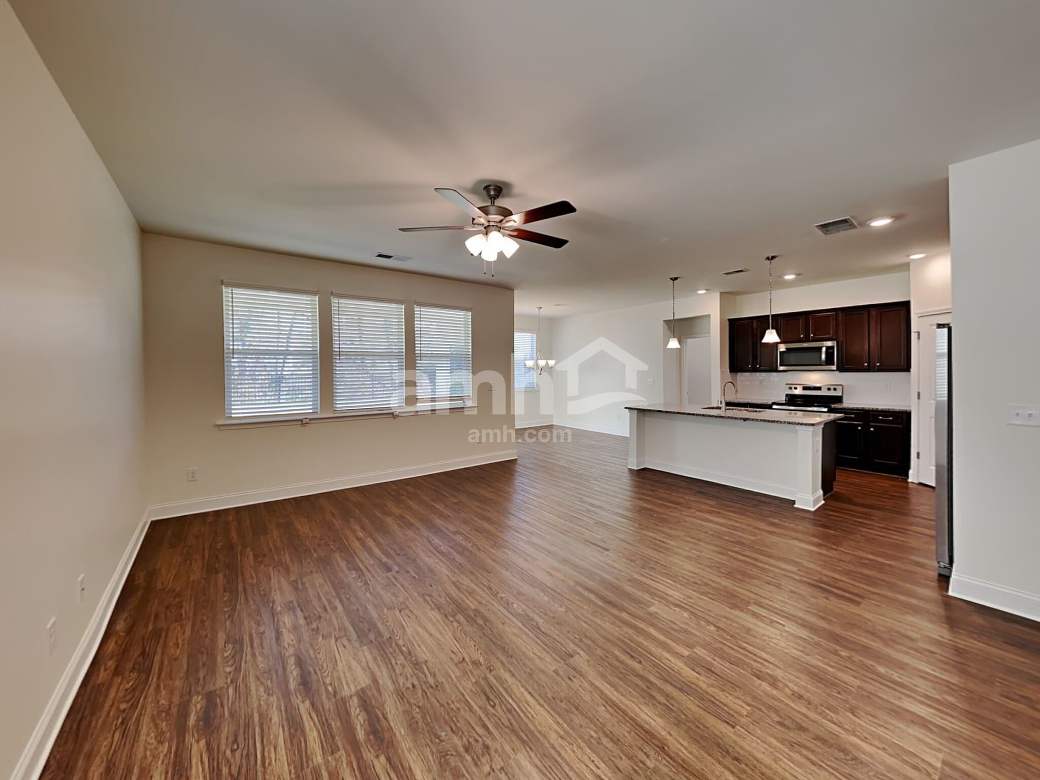 Building Photo - 216 Rivulet Dr