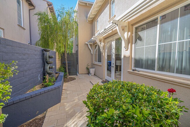 Building Photo - 4 Bedroom Home for Rent in The Woodlands!