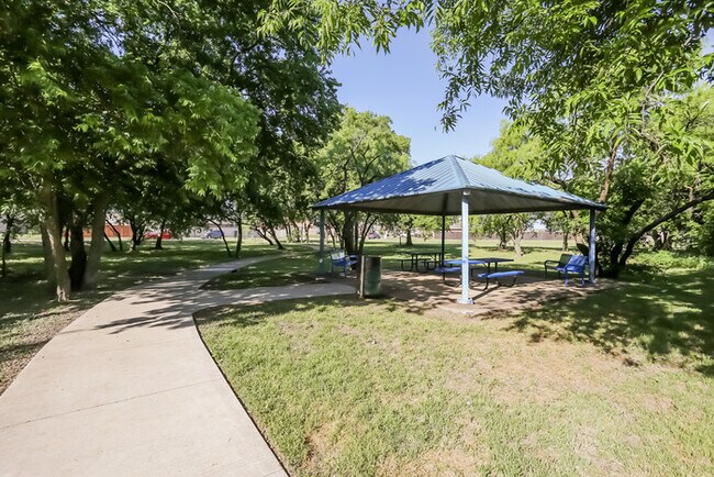 Building Photo - 9132 Abaco Way