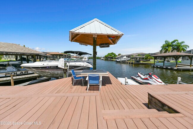 Building Photo - 2230 Sykes Creek Dr