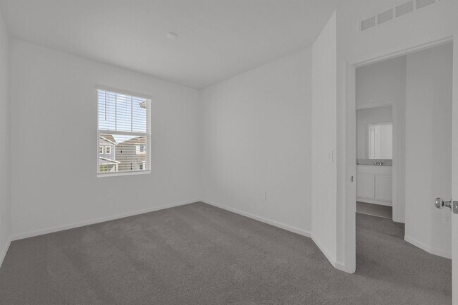 Building Photo - 6089 Zen Wy