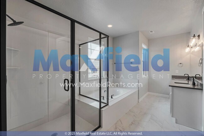 Building Photo - Brand New - Modern Living / 4BD 2.5 BTH 2GAR / Home in Lehi