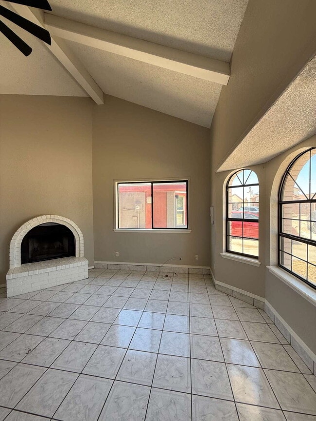 Building Photo - 11708 Sierra Azul Dr