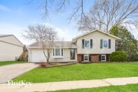 Building Photo - 235 E Wrightwood Ave