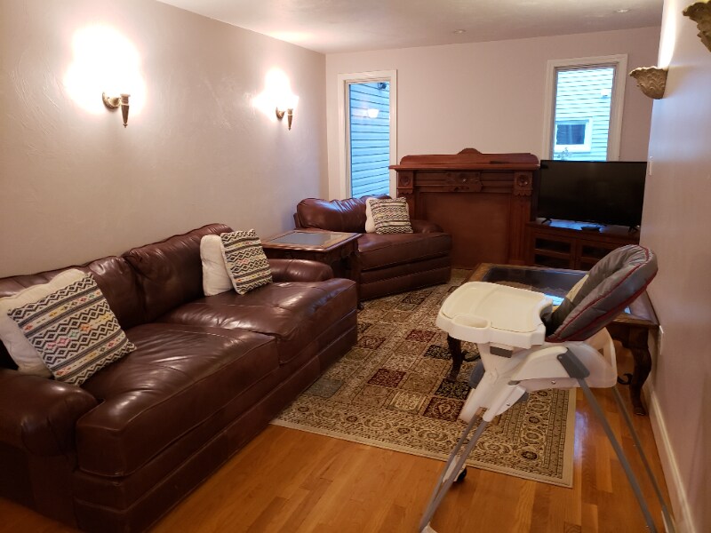 Building Photo - 6 Franklin St