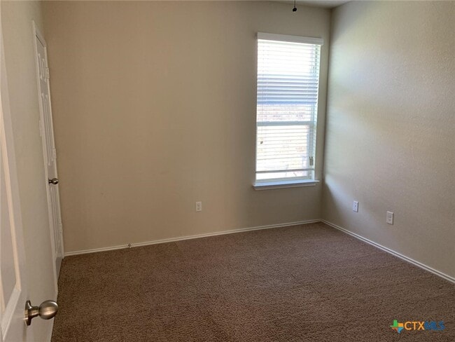 Building Photo - 1218 Iron Glen Dr