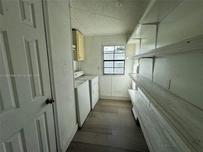 Building Photo - 35250 SW 177th Ct