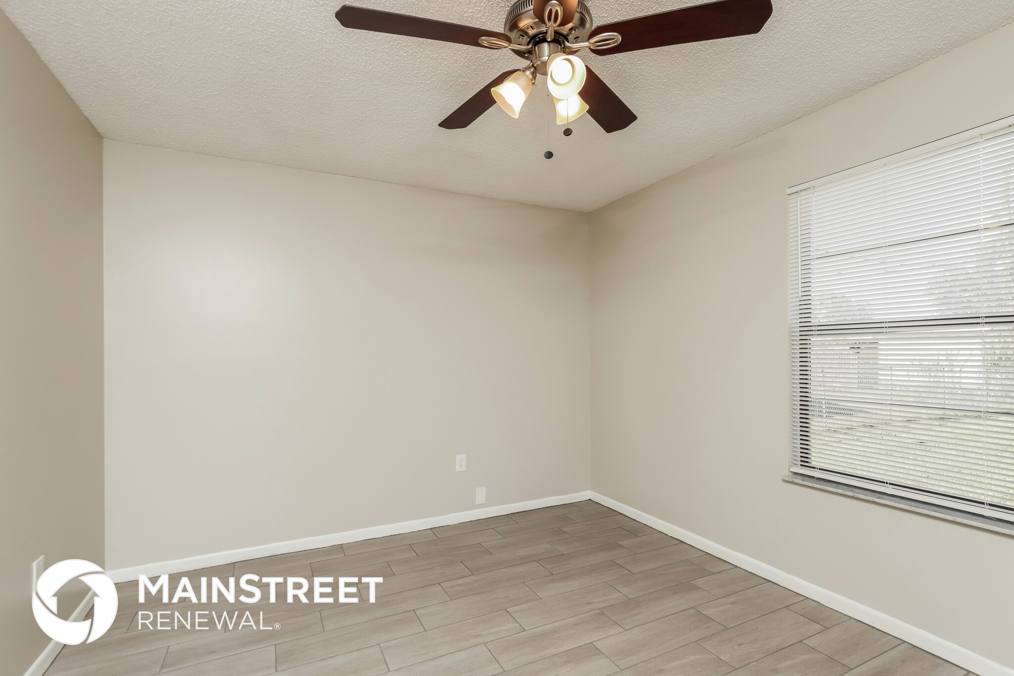 Building Photo - 647 Pampas St NW