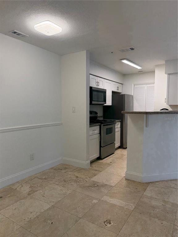 Building Photo - 216 Afton Square