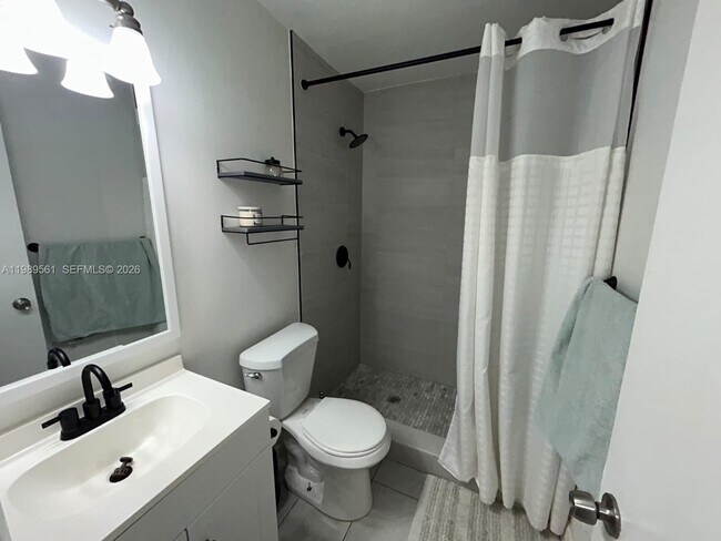 Building Photo - 11065 NW 38th Pl