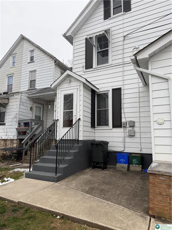 Building Photo - 1403 Center St