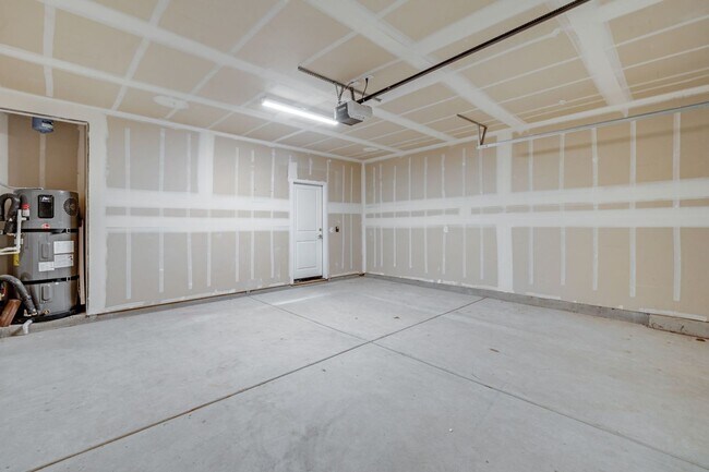 Building Photo - 2024-Built Sacramento Home with Modern Finishes & Private Backyard!