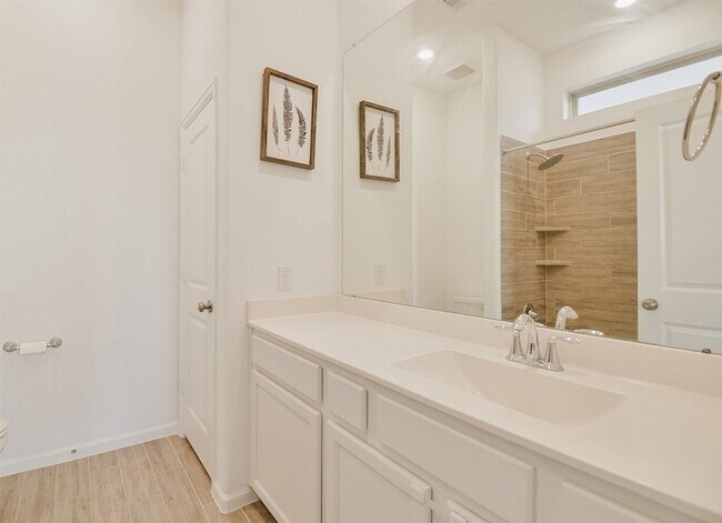 Building Photo - 9407 Camden Clf Ct