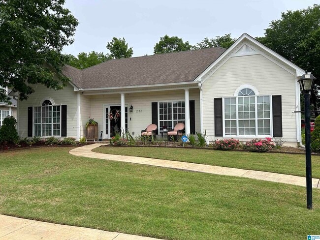 Primary Photo - 236 Chadwick Ln