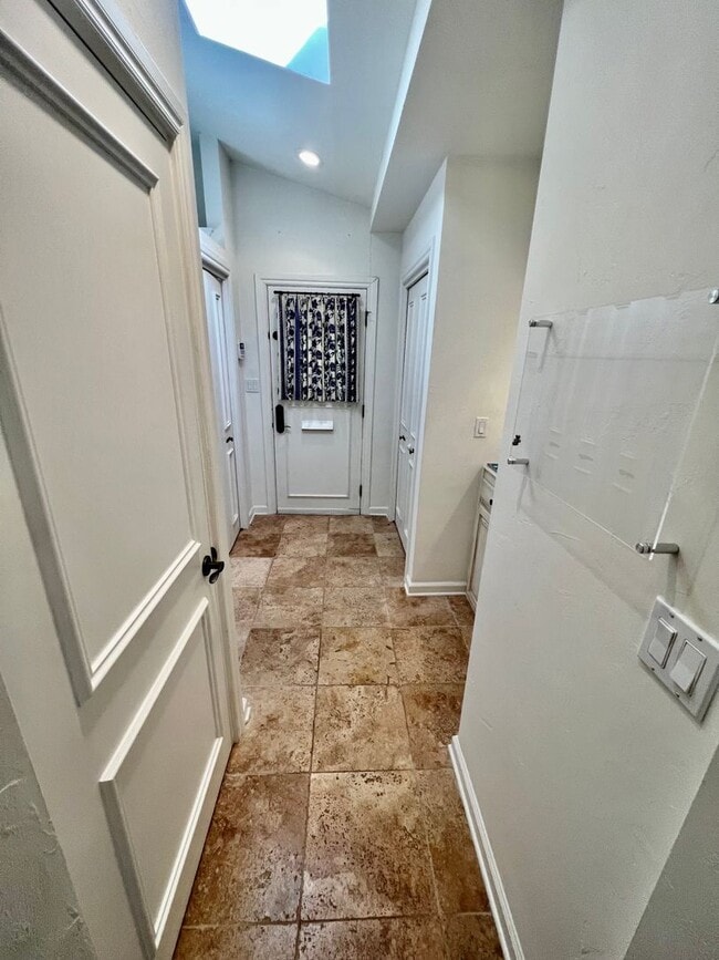 Building Photo - Rare rental opportunity in gated Garden Park!