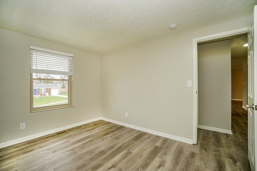 Building Photo - 2471 Mica Ct