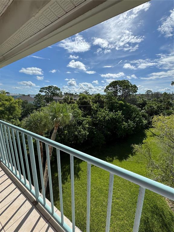 Building Photo - 5567 Sea Forest Dr