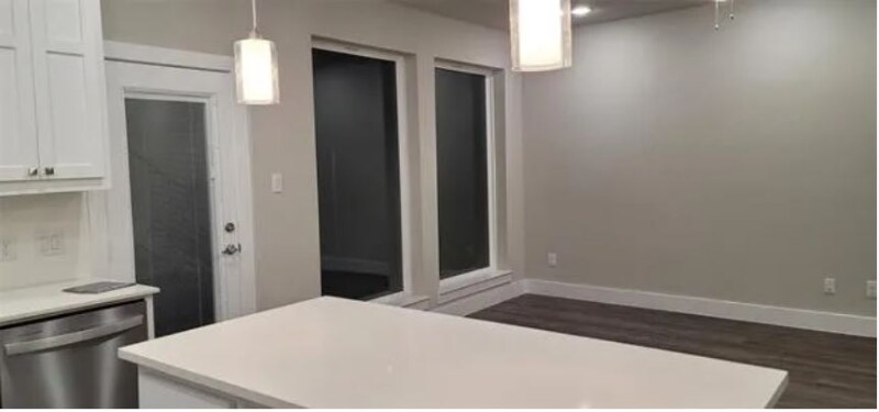 Building Photo - 2112 Shea Rd