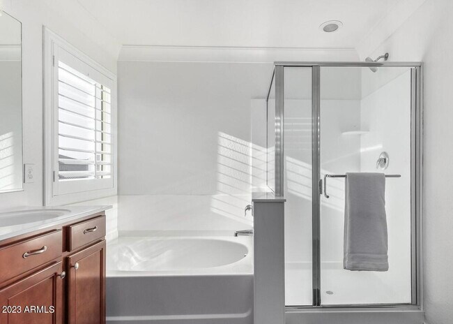 Building Photo - 12025 W Avenida Del Rey