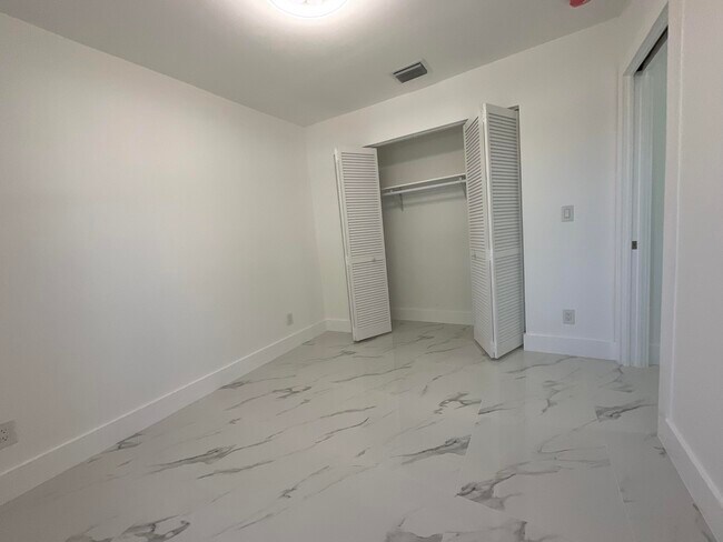 Building Photo - 700 Tallapoosa St