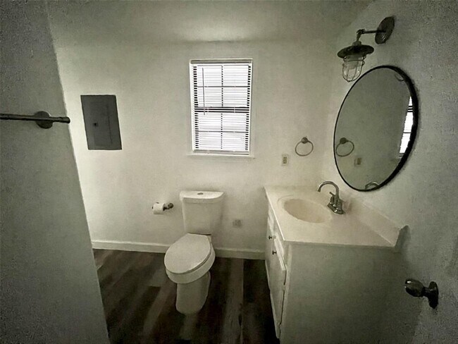Building Photo - 3424 Avenue R 1/2