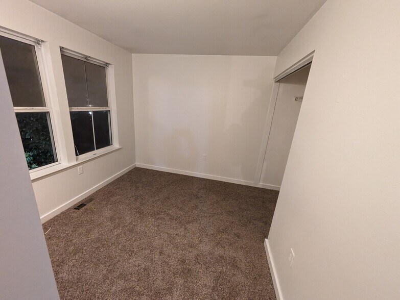 Bedroom #2 - 2456 Palmvilla Ct