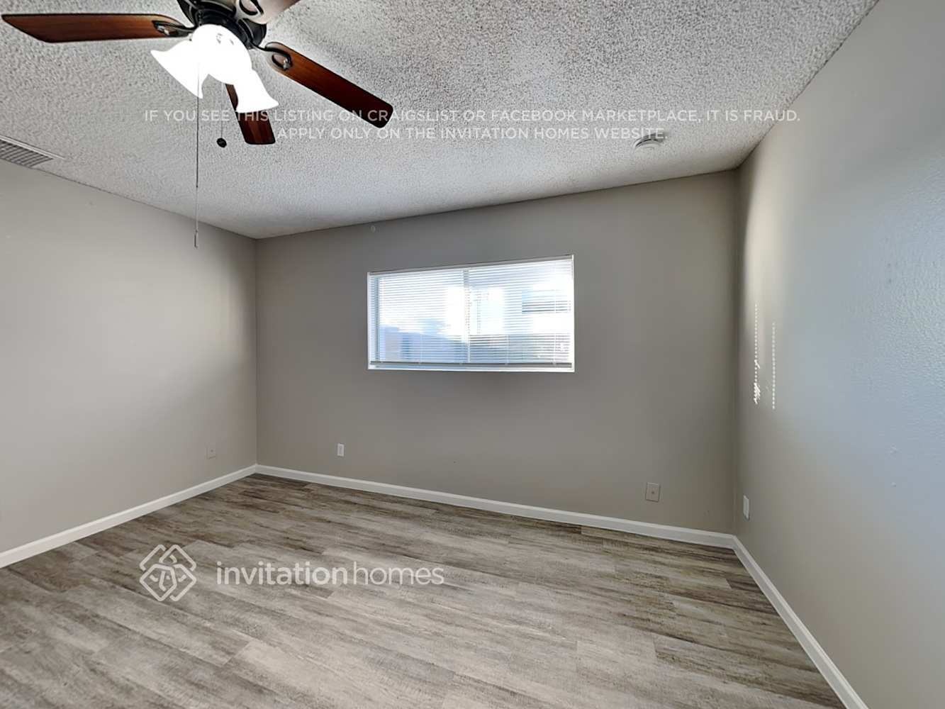 Building Photo - 2458 E Alpine Ave