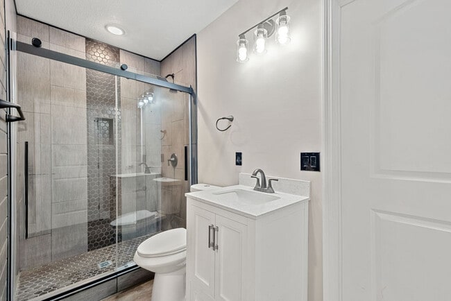 Building Photo - 3935 Wrights Ferry Rd