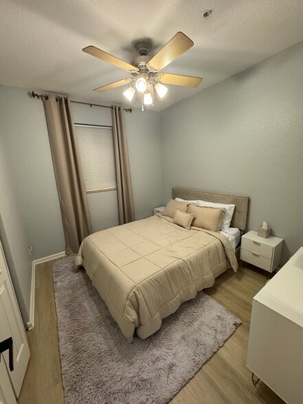 Bedroom 2 - 2917 S Greenleaf Cir
