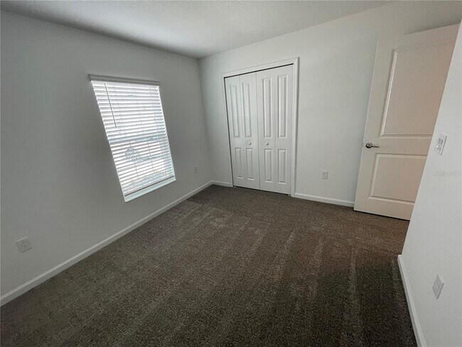 Building Photo - 1129 Saguaro St