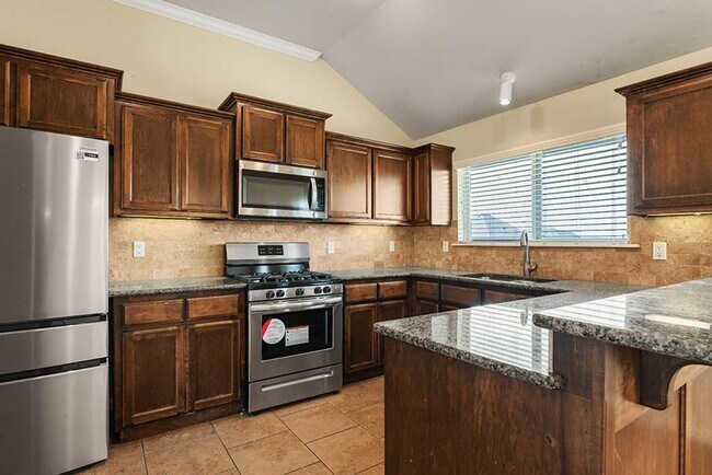 Building Photo - 4701 Apatite Bluff Dr