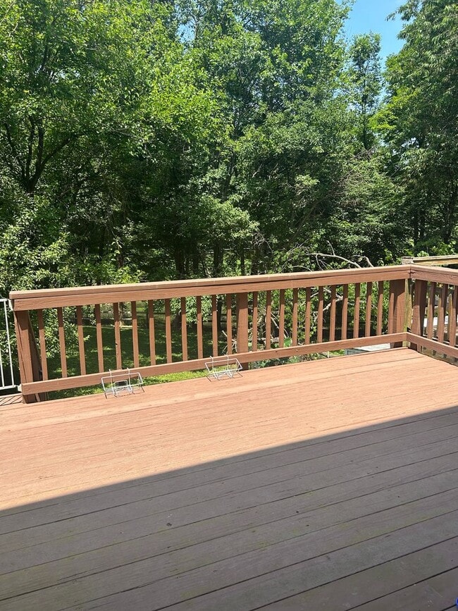 Building Photo - Potomac Chase Townhouse For Lease