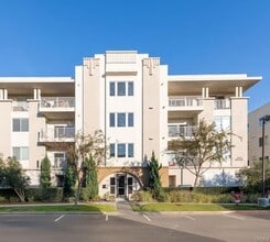 Building Photo - 13024 Union Ave
