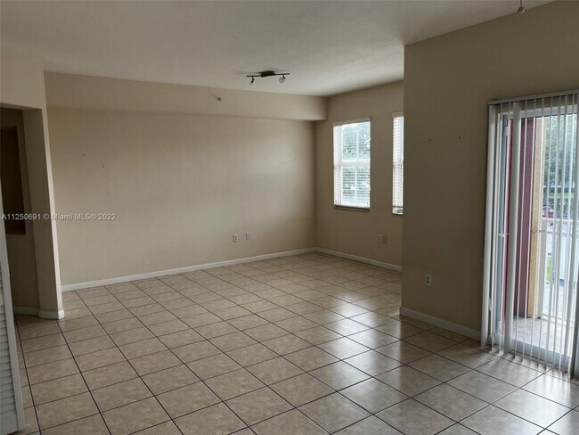 Building Photo - 11201 NW 83rd St