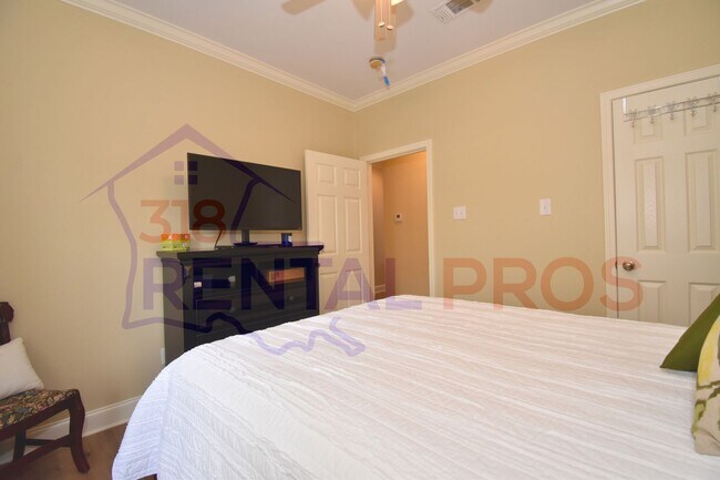 Building Photo - 3 Bed 2 Bath Home in Ruston!