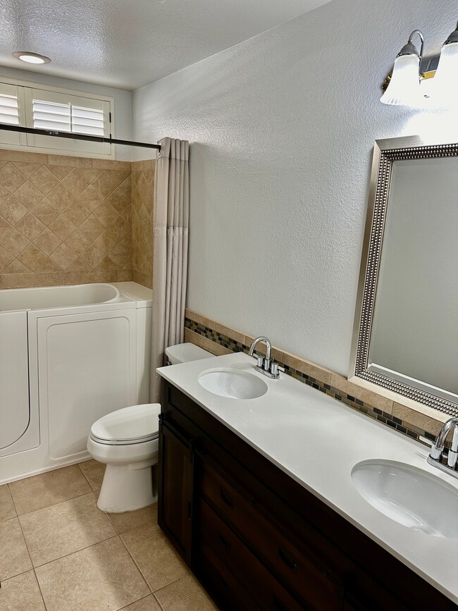 Guest bathroom - 15 Kern Ct