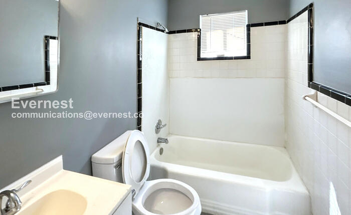 Building Photo - 2421 29th Street Ensley