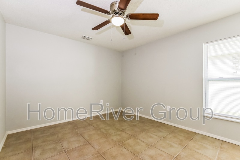 Building Photo - 310 Daniels Pointe Dr