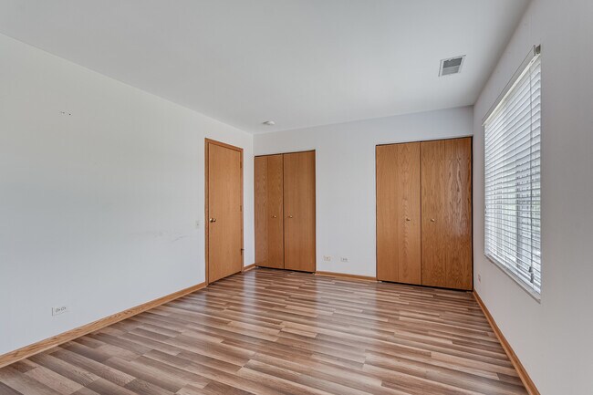 Building Photo - 2626 Carrolwood Rd