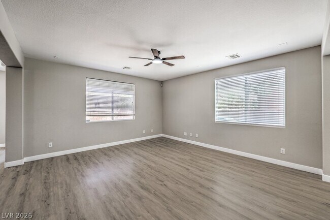 Building Photo - 146 Augusta Course Ave