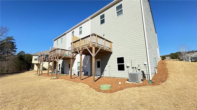 Building Photo - 100 Aspen Ct