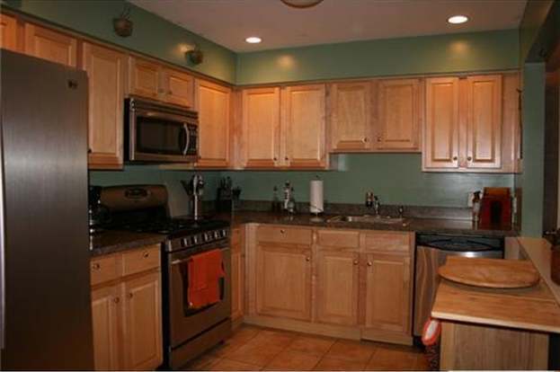 Building Photo - 1127 Fernwood Ct