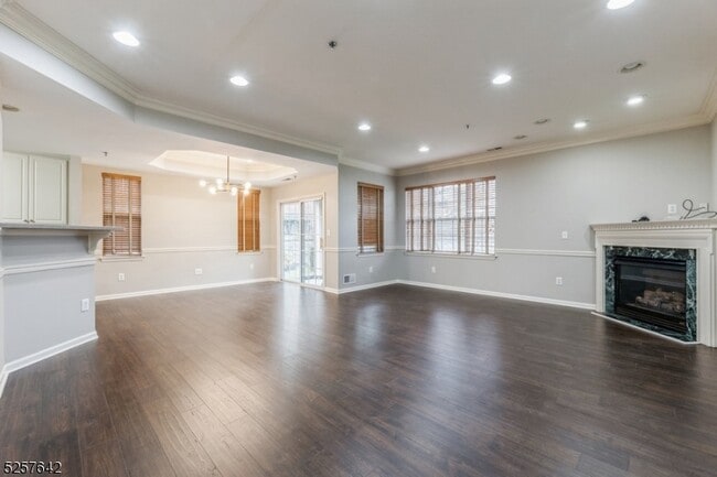 Building Photo - 101 Taft Ln