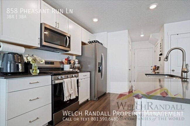 Building Photo - 858 Pheasant Run Ln