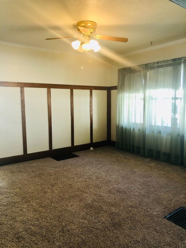 Building Photo - Loves Park 3 bedroom