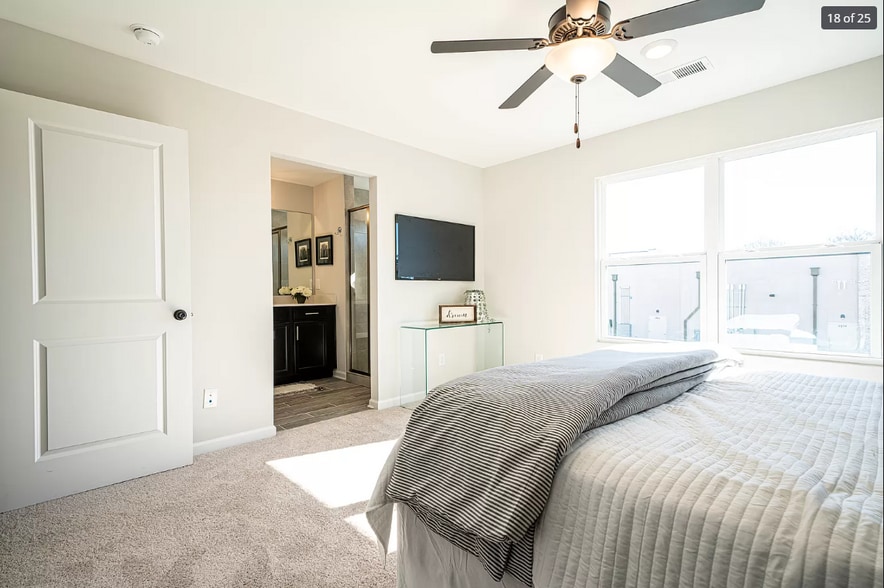 Primary Bedroom - 560 Waterpoint Way