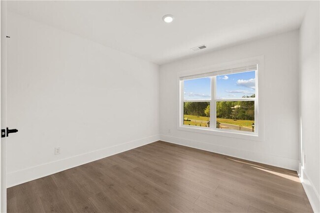 Building Photo - 3575 Overlook Rd NW