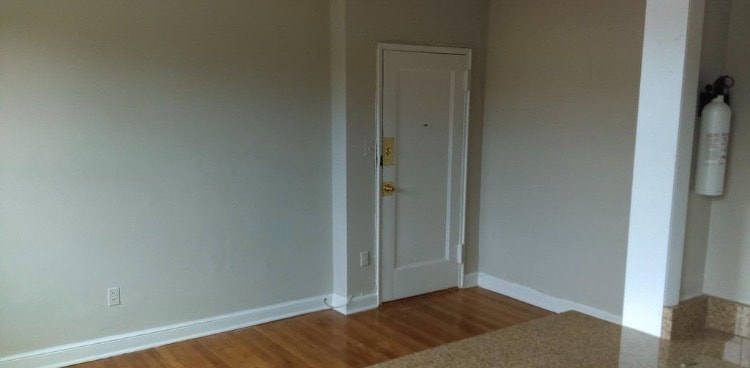 Building Photo - 1135 16th St NE