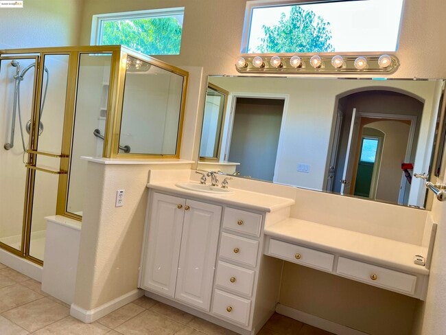 Building Photo - 1381 Bonum Way