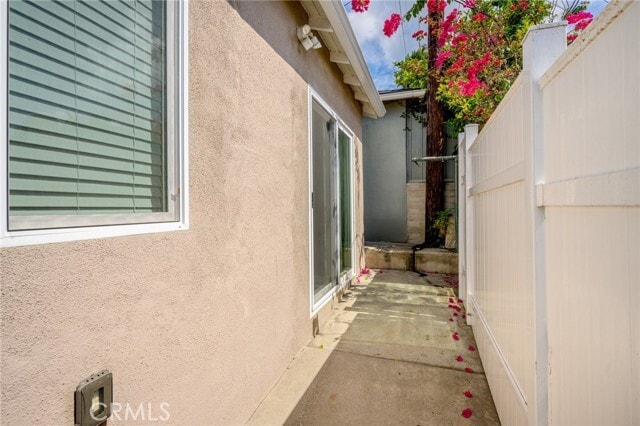 Building Photo - 1816 Hillside Dr